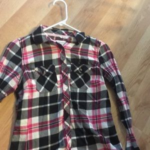 Cute plaid shirt*